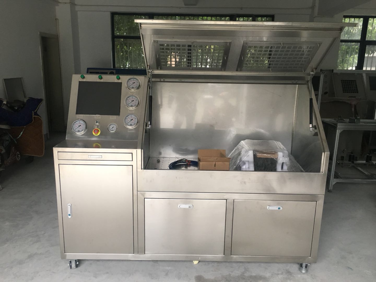 水壓試驗機1 水壓試驗機1